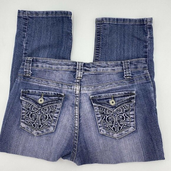 SUKO Jeans Size 6 (31x19) Denim Capri Mid-Rise - Picture 1 of 9